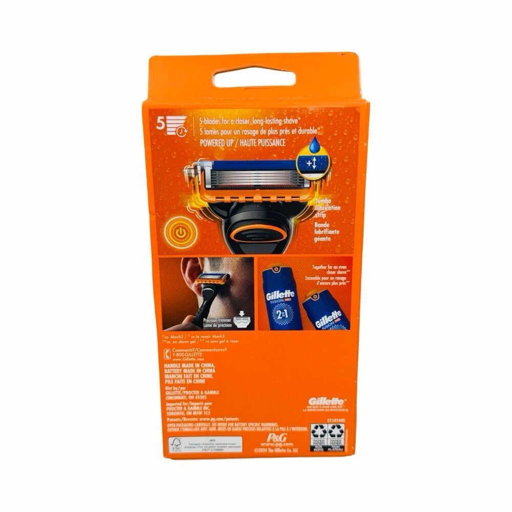 Gillette Fusion5 Power Razor - Battery Powered / 2 Razor Refills - Picture 2 of 2